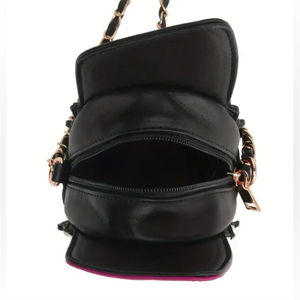 Lipstick Chic Crossbody Bag - Picture 3 of 5